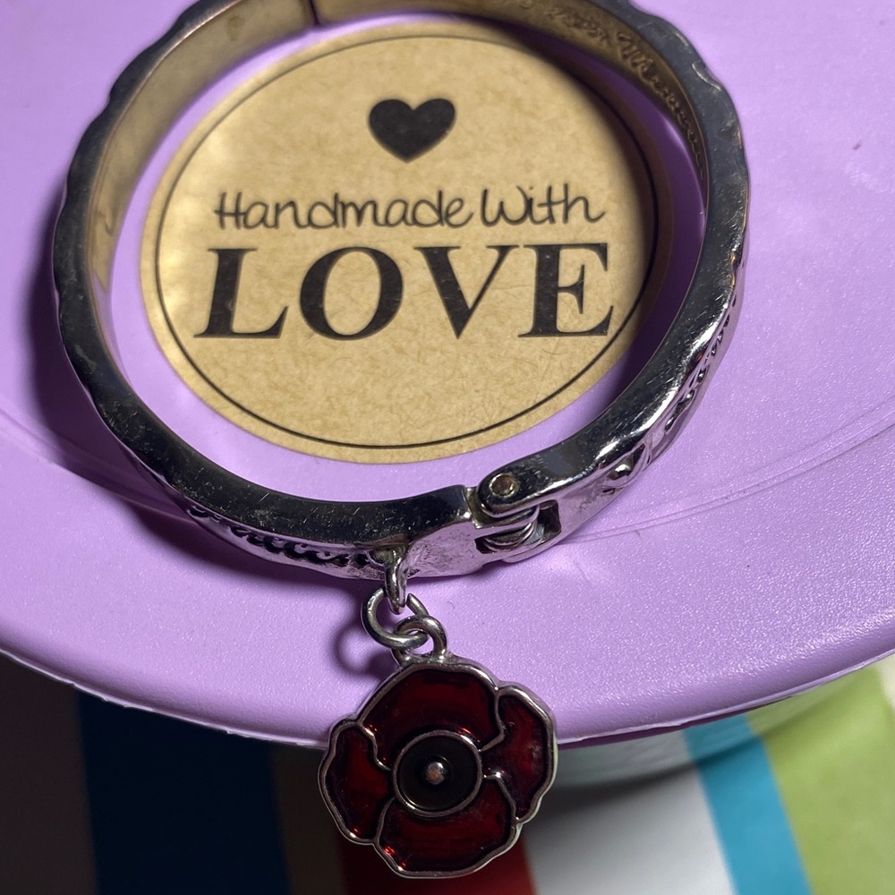 ❤️Silver and Red Remembrance Day Bracelet ❤️
